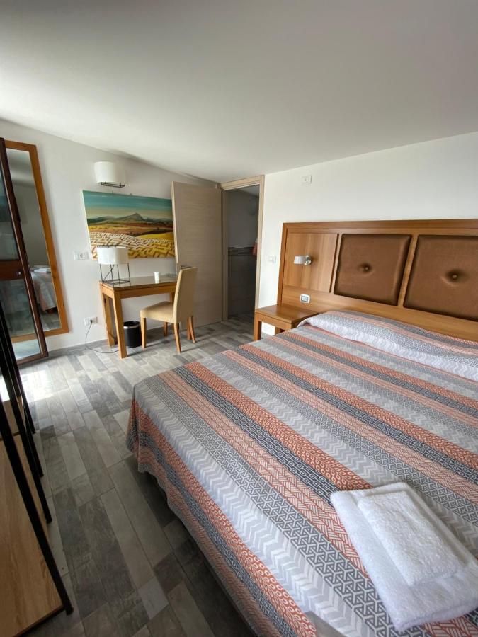 B&B Torre Pozzillo Чинізі Екстер'єр фото
